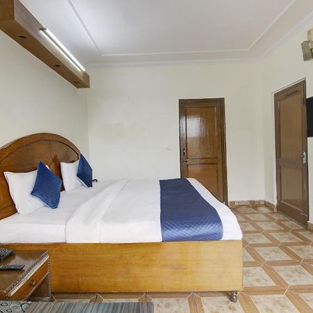 נוידה Hotel The Eden Park מראה חיצוני תמונה